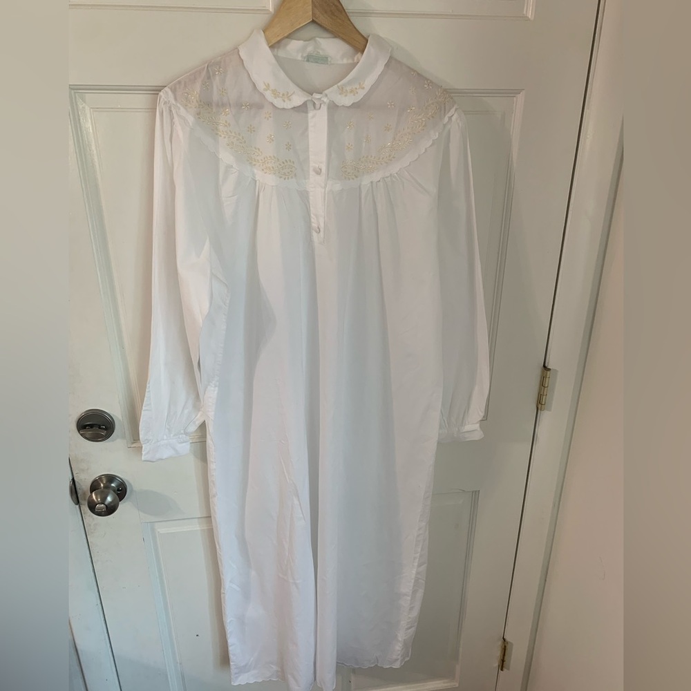 Lintea Italy Cottagecore Embroidered Cotton Nightgown
